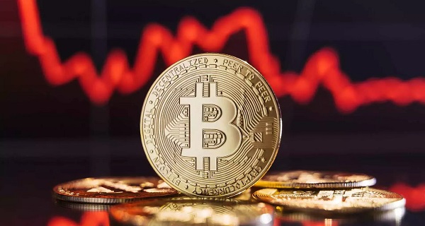 Bitcoin takes a hit: The cryptocurrency market faces a tough month in December with prices falling across the board