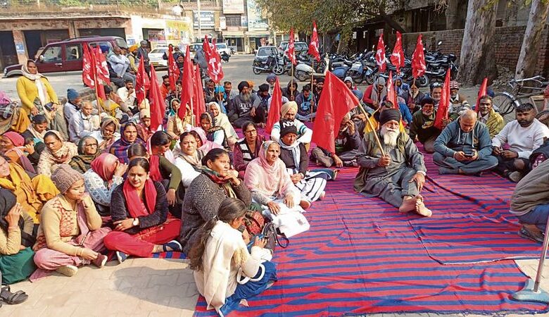 CPM protests against mining mafia