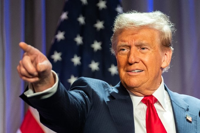 Donald Trump Eyes XRP, Solana, and USDC for 'America First' Strategic Crypto Reserve