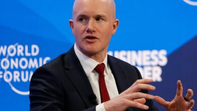 'Pivotal Moment' - Coinbase CEO Predicts When Bitcoin Price Could Upend $18 Trillion Gold Price