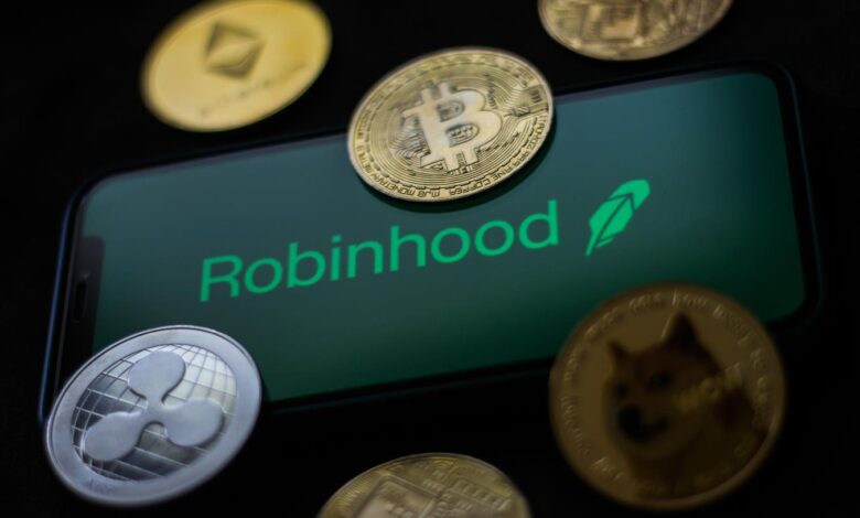 Robinhood and Coinbase Cash in on Crypto Trash