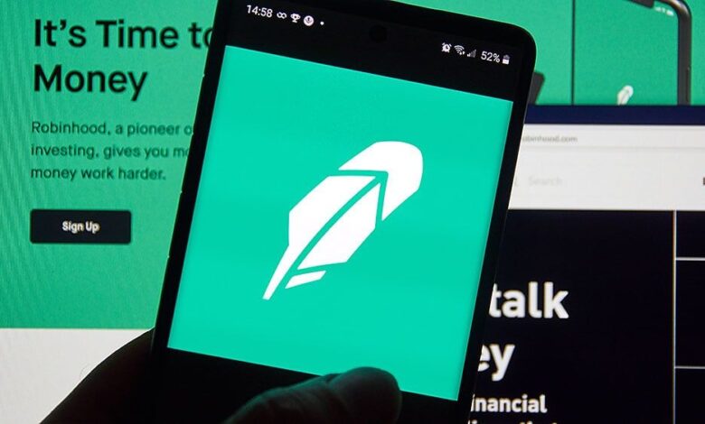 Robinhood shares rise while Trump Rally increases ...