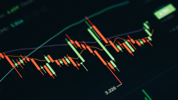 The fall of XRP, Dogecoin and Cardano by 26 % while Bitcoin struggles with continuous trade war tensions