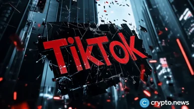 Reddit co-founder joined offering to buy ticktok and bring it in the chain