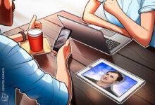 What do Cropto users want to happen to Alex Mashinsk?