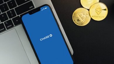 JpMorgan will allow customers to buy bitcoin-just don't ask them to hold it