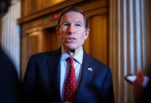 Democrats launch the offensive to Trump connections with the cript industry