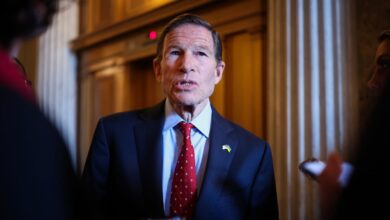 Democrats launch the offensive to Trump connections with the cript industry