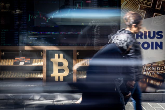 Bitcoin peaks to $ 100,000 and Etherum rise in a Banner week for CRYPTO 2 Bitcoin peaks to $ 100,000 and Etherum rise in a Banner week for CRYPTO